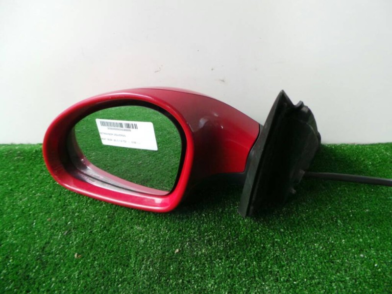 Recambio de retrovisor izquierdo para seat ibiza (6l1) 1.9 tdi referencia OEM IAM  MANUAL ROJO