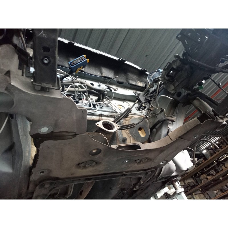 Recambio de puente delantero para renault megane iii berlina 5 p 1.5 dci diesel fap referencia OEM IAM   