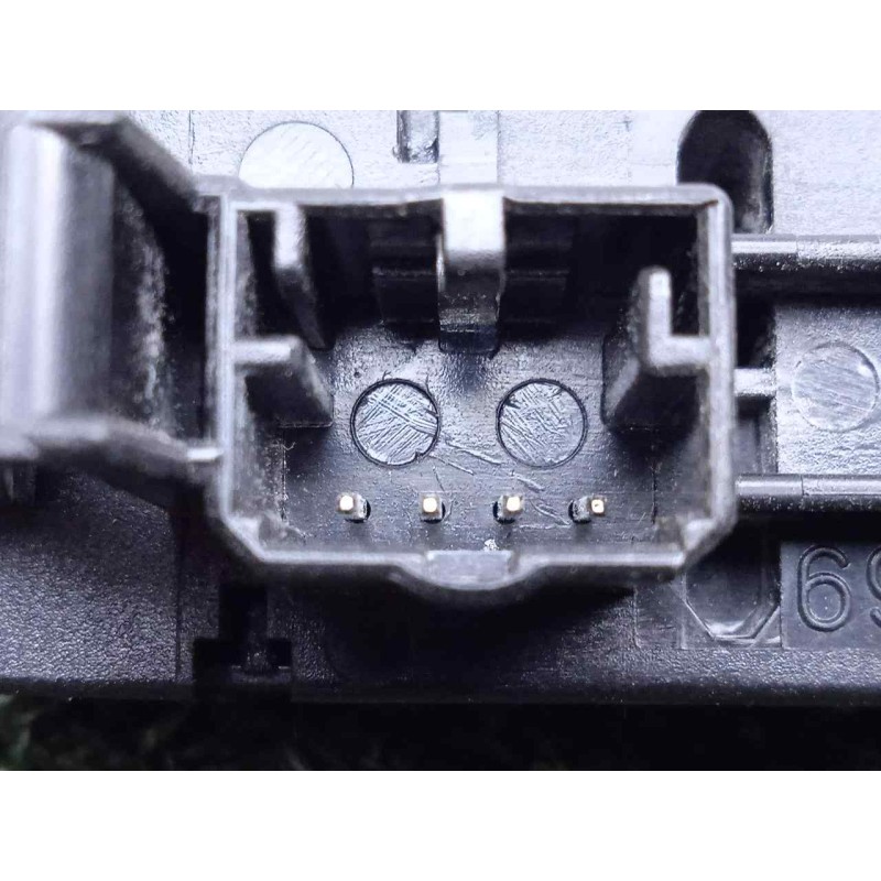 Recambio de mando cierre centralizado para alfa romeo stelvio (630) 2.2 jtdm cat referencia OEM IAM 156129212  