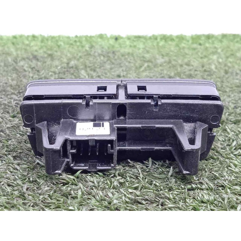 Recambio de mando cierre centralizado para alfa romeo stelvio (630) 2.2 jtdm cat referencia OEM IAM 156129212  