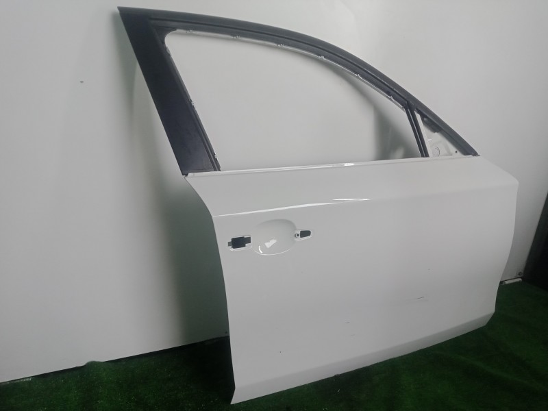 Recambio de puerta delantera derecha para bmw serie 1 berlina (e81/e87) 2.0 16v referencia OEM IAM   