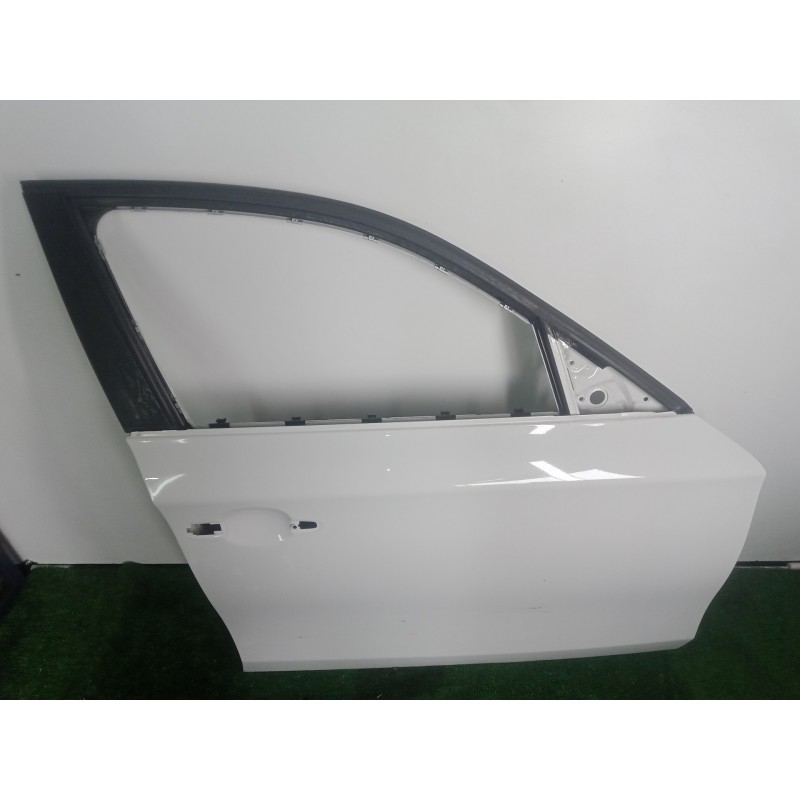 Recambio de puerta delantera derecha para bmw serie 1 berlina (e81/e87) 2.0 16v referencia OEM IAM   