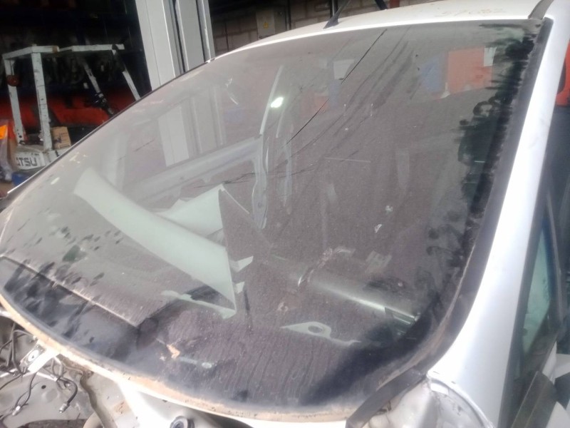 Recambio de parabrisas para ford fiesta (ccn) 1.25 16v cat referencia OEM IAM   