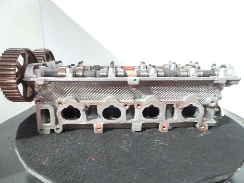 Recambio de culata para dodge stratus 2.4 referencia OEM IAM S73-4667086CW-14R  