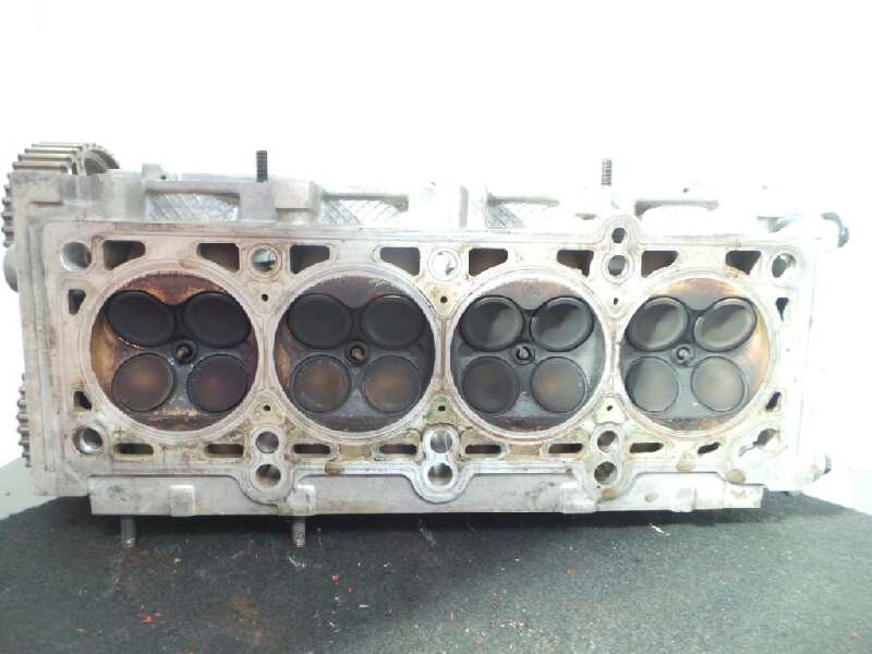 Recambio de culata para dodge stratus 2.4 referencia OEM IAM S73-4667086CW-14R  