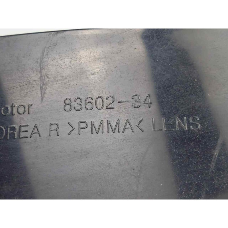 Recambio de piloto trasero derecho para ssangyong korando 2.0 td cat referencia OEM IAM 8360234000  