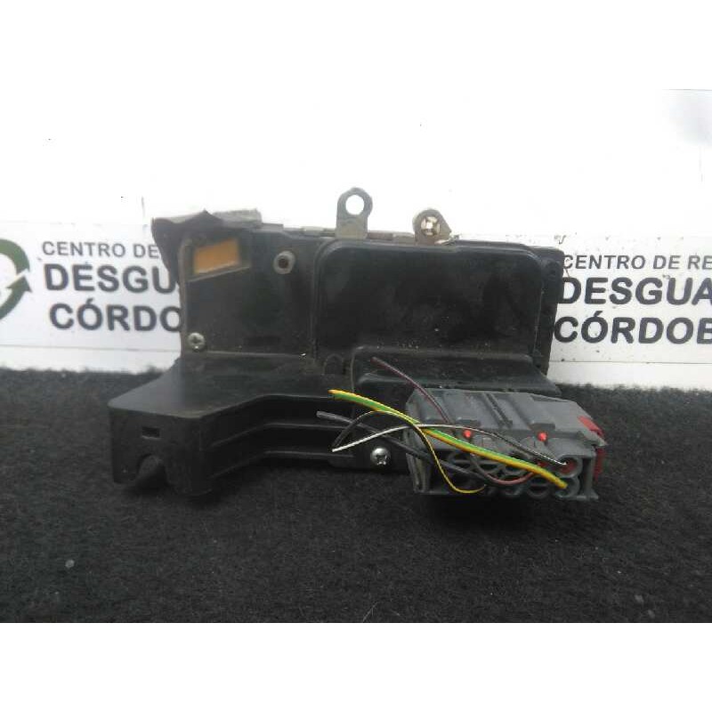 Recambio de cerradura puerta delantera izquierda para ford fiesta (cbk) ambiente referencia OEM IAM SINREFERENCIA 3.PUERTAS ELEC
