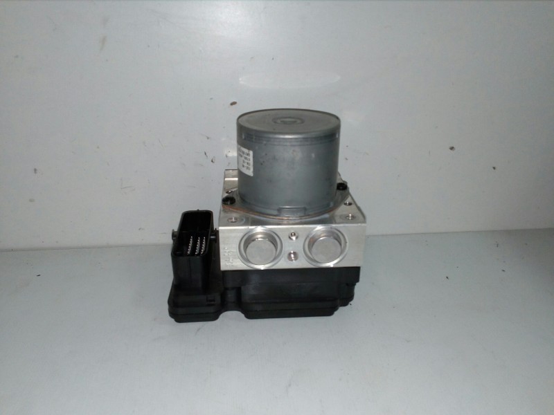 Recambio de abs para hyundai i20 1.2 cat referencia OEM IAM 58900C8280  