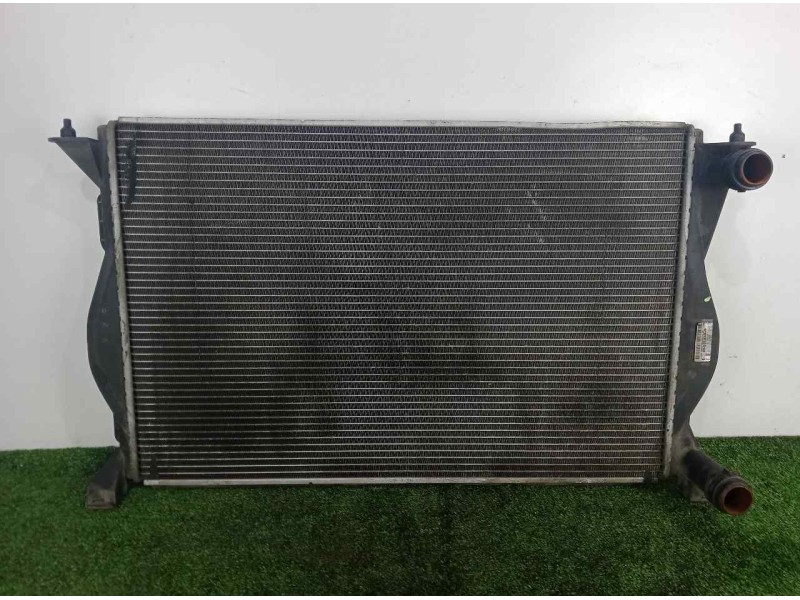 Recambio de radiador agua para audi a6 berlina (4f2) 2.0 tdi referencia OEM IAM 4F0121251Q 680X460X32 ALUMINIO