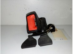Recambio de enganche cinturon trasero derecho para audi a4 ber. (b8) 1.8 16v tfsi referencia OEM IAM 8K0857740B  