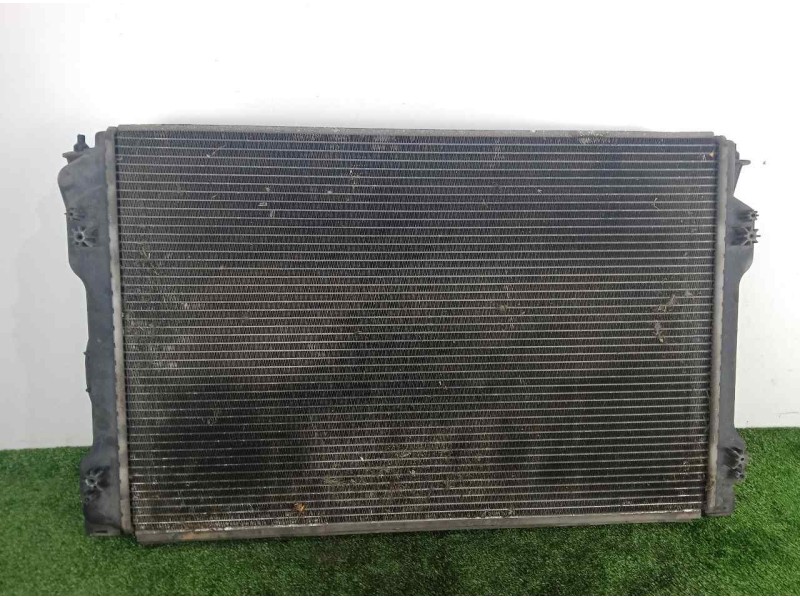 Recambio de radiador agua para audi a6 berlina (4f2) 2.0 tdi referencia OEM IAM 4F0121251Q 680X460X32 ALUMINIO