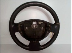 Recambio de volante para renault clio ii fase i (b/cbo) referencia OEM IAM 8200057418C-8200057506C GOMA 