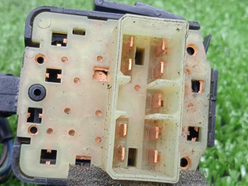 Recambio de mando limpia para chevrolet aveo 1.2 cat referencia OEM IAM 96810070 9.PIN NIEBLA TRASERO