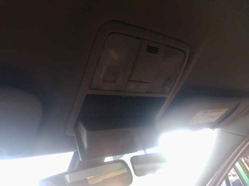 Recambio de luz interior para toyota avensis (t27) 2.2 d-4d cat referencia OEM IAM   