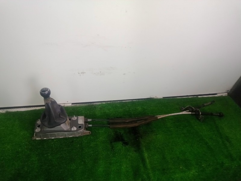 Recambio de palanca cambio para volkswagen touran (1t1) 2.0 tdi referencia OEM IAM 1K0711061A  