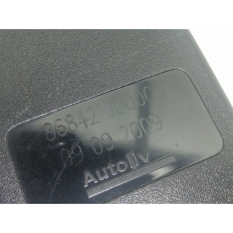 Recambio de enganche cinturon delantero derecho para nissan qashqai (j10) 2.0 16v cat referencia OEM IAM 86842JD00C  