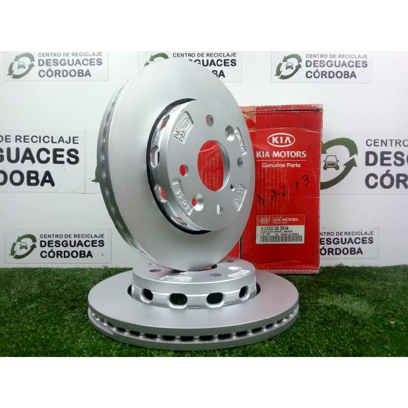 Recambio de disco freno delantero para kia shuma 1.8 cat referencia OEM IAM 0K2AA33251A Ø DIAMETRO: 242MM VENTILADO