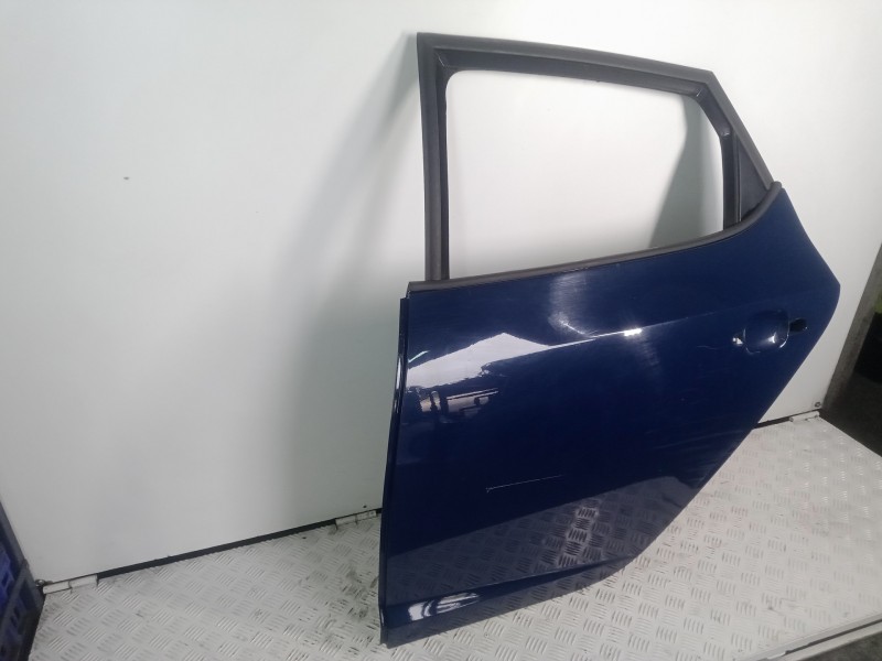 Recambio de puerta trasera izquierda para seat ibiza (6p1) 1.2 tsi referencia OEM IAM   AZUL