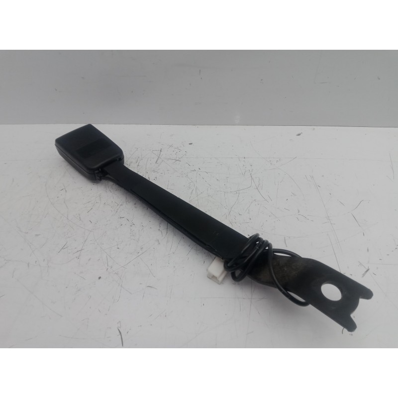 Recambio de enganche cinturon delantero derecho para nissan qashqai (j10) 2.0 16v cat referencia OEM IAM 86842JD00C  
