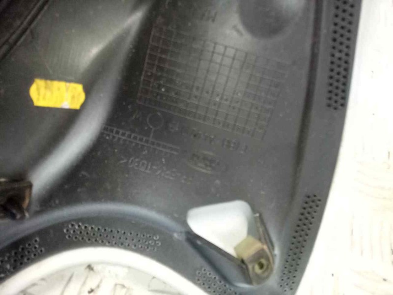 Recambio de aleron trasero para ford fiesta (ccn) 1.25 16v cat referencia OEM IAM C1BBA44210B  