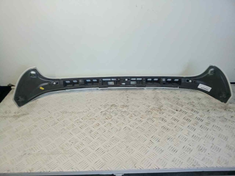 Recambio de aleron trasero para ford fiesta (ccn) 1.25 16v cat referencia OEM IAM C1BBA44210B  
