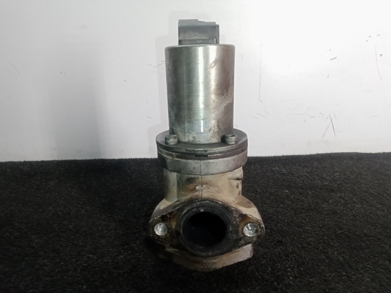 Recambio de valvula egr para kia sorento 2.5 crdi cat referencia OEM IAM 284104A100 KOF 2.PINES