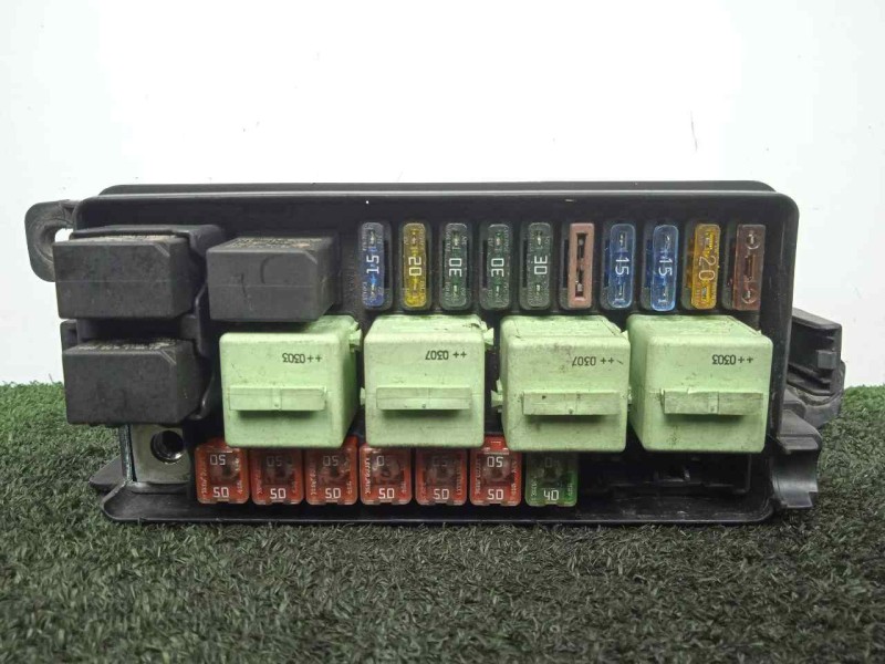 Recambio de caja reles / fusibles para mini mini (r50,r53) 1.4 16v turbodiesel cat referencia OEM IAM 690660401  
