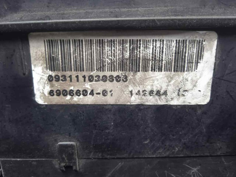 Recambio de caja reles / fusibles para mini mini (r50,r53) 1.4 16v turbodiesel cat referencia OEM IAM 690660401  