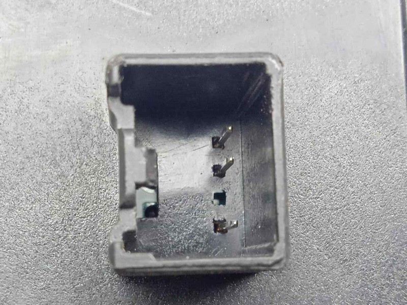Recambio de mando elevalunas delantero izquierdo para ford mondeo ber. (ca2) 2.0 tdci cat referencia OEM IAM 7S7T14A132BC 4.BOTO