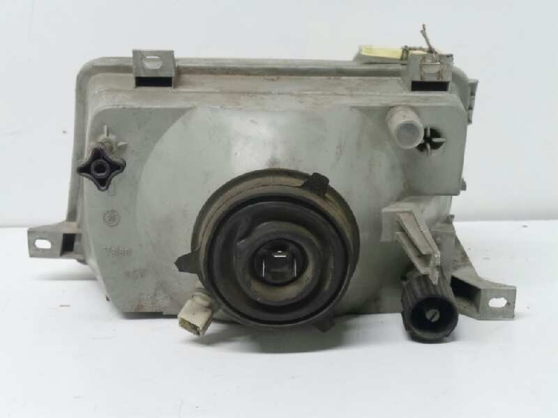 Recambio de faro derecho para seat ibiza referencia OEM IAM  85. 