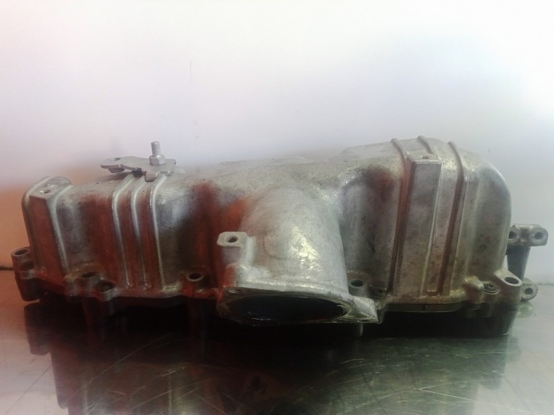 Recambio de colector admision para volkswagen passat berlina (3c2) 2.0 tdi referencia OEM IAM 1024113S01-03L129711E  