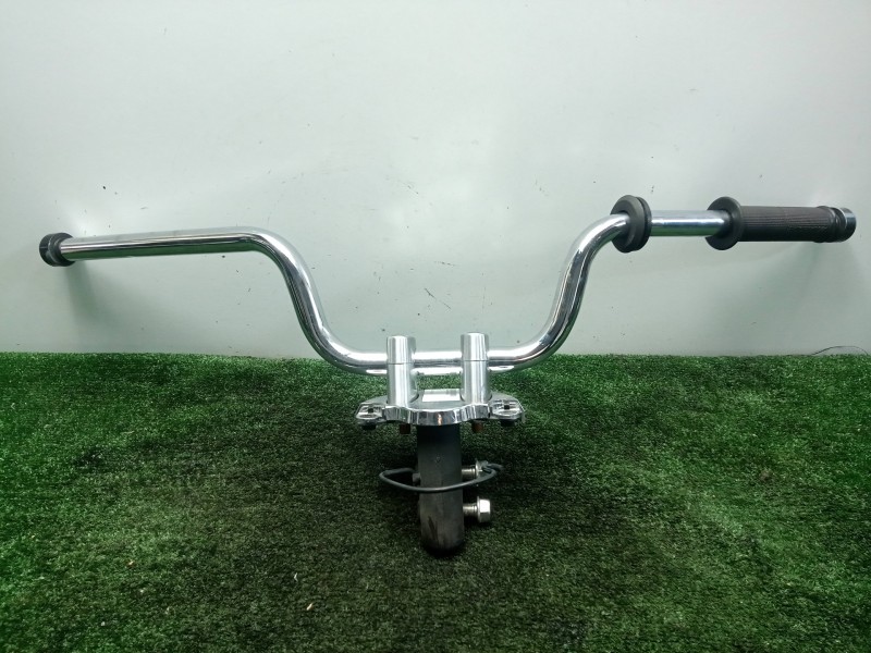 Recambio de manillar para honda forza 250 250 c.c referencia OEM IAM 53100KSVJ20-53110KSVJ00  