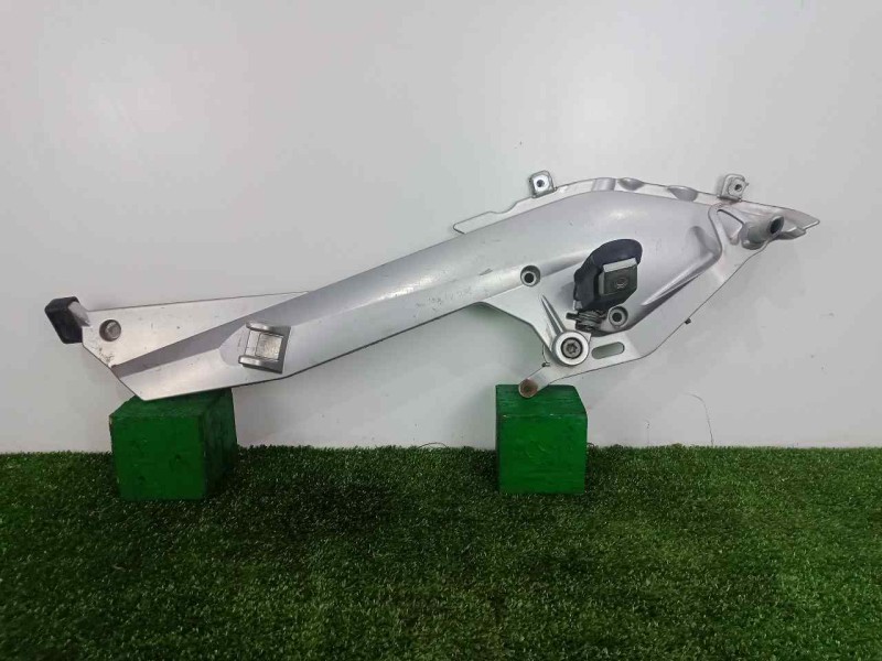 Recambio de posapie para bmw r 1200 rt/st referencia OEM IAM 46717675290-7675290-46717664225-7664225 DERECHO 