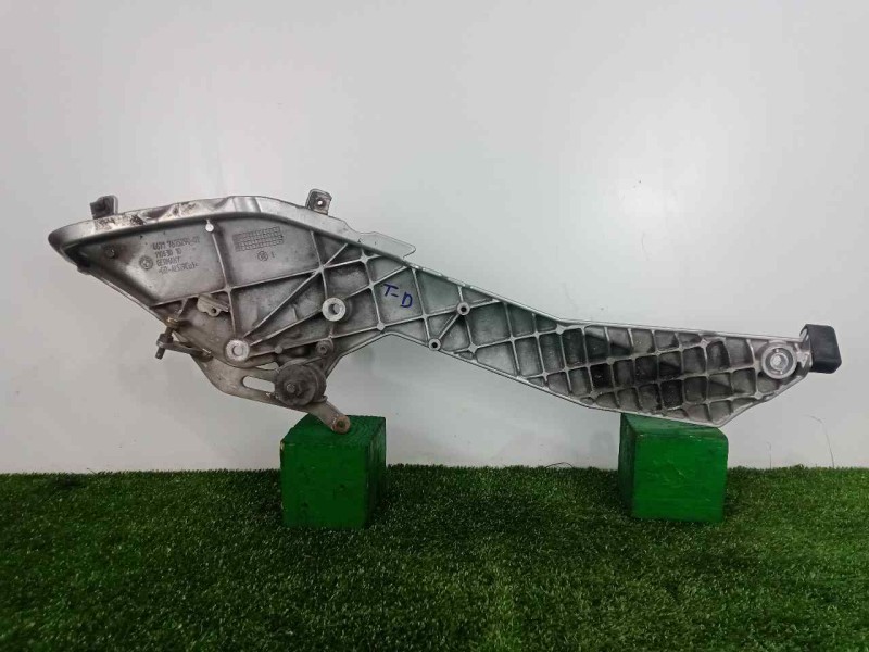 Recambio de posapie para bmw r 1200 rt/st referencia OEM IAM 46717675290-7675290-46717664225-7664225 DERECHO 