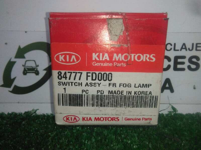 Recambio de interruptor para kia rio 1.5 cat referencia OEM IAM 84777FD000 NUEVO DE LA KIA