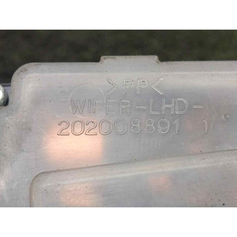 Recambio de mando limpia para ssangyong korando 2.0 td cat referencia OEM IAM 8591034300-202008890-202008891  