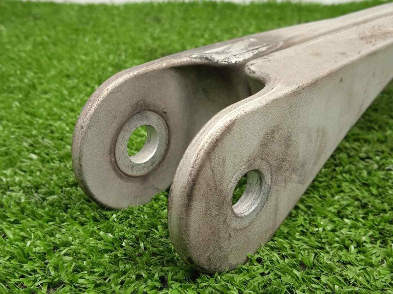 Recambio de tirante trasero derecho para bmw r 1200 rt/st referencia OEM IAM 33177672457 K26 