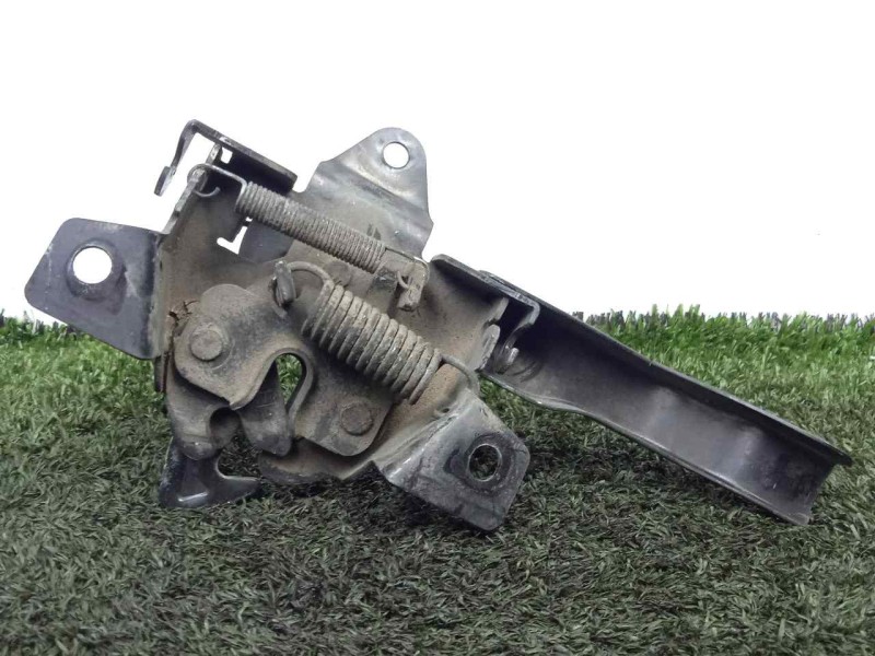 Recambio de cerradura capot para ssangyong korando 2.0 td cat referencia OEM IAM 7111034001  