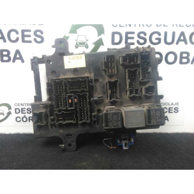 Recambio de caja reles / fusibles para nissan terrano/terrano.ii (r20) 2.7 turbodiesel referencia OEM IAM 0F090219-4919  