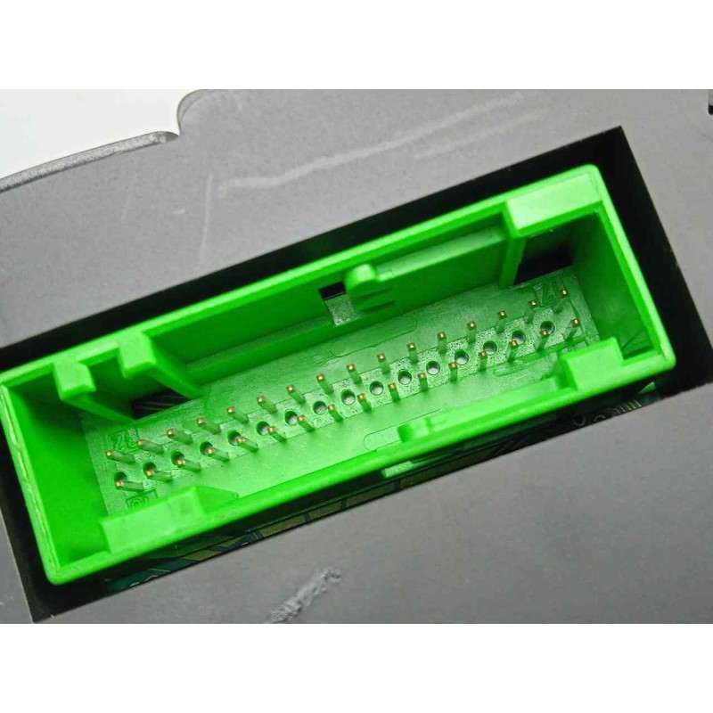 Recambio de cuadro instrumentos para seat leon (1m1) 1.9 tdi referencia OEM IAM 1M0920820E  