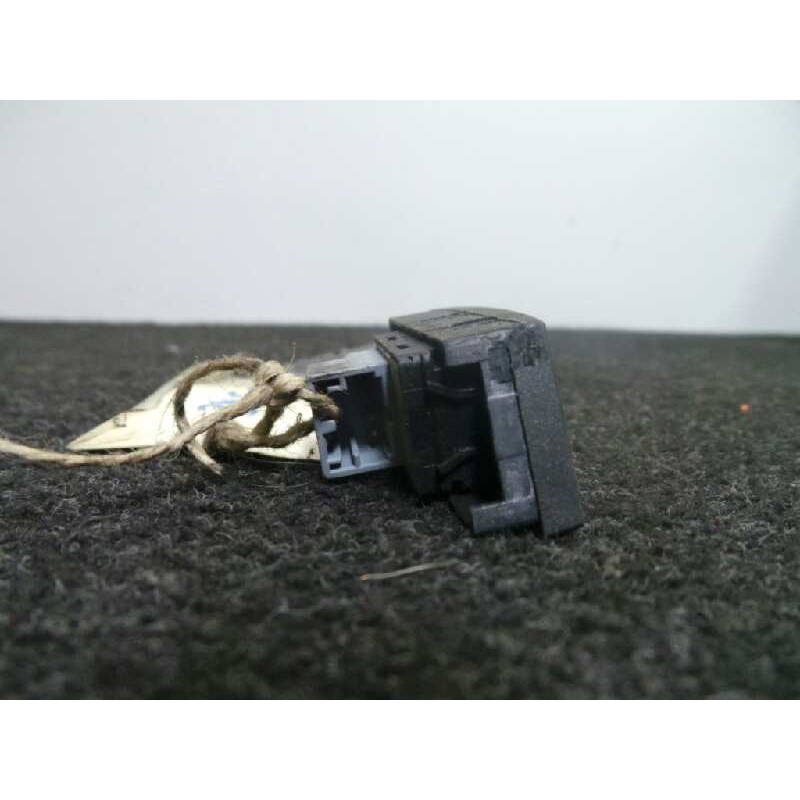 Recambio de mando elevalunas trasero izquierdo para seat ibiza (6l1) 1.4 tdi referencia OEM IAM   4 PINES
