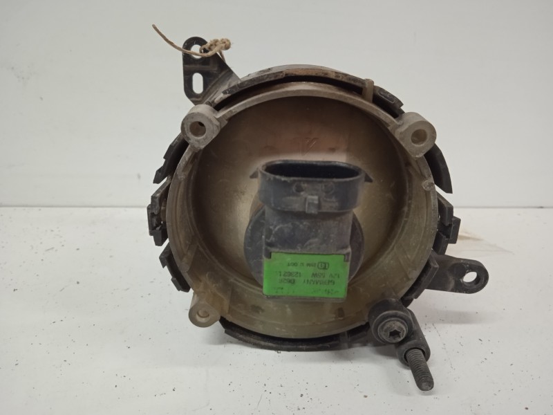 Recambio de faro antiniebla izquierdo para mitsubishi colt cabrio czc 1.5 cat referencia OEM IAM 0305069001-MR957361  