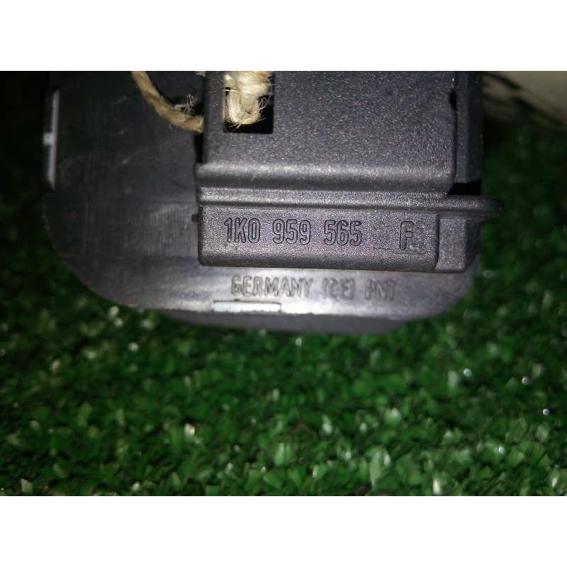 Recambio de mando retrovisor para volkswagen passat berlina (3c2) 2.0 tdi referencia OEM IAM 1K0959565F  