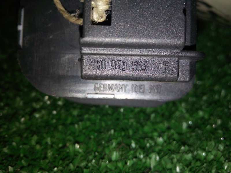 Recambio de mando retrovisor para volkswagen passat berlina (3c2) 2.0 tdi referencia OEM IAM 1K0959565F  