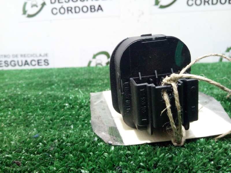 Recambio de mando retrovisor para volkswagen passat berlina (3c2) 2.0 tdi referencia OEM IAM 1K0959565F  