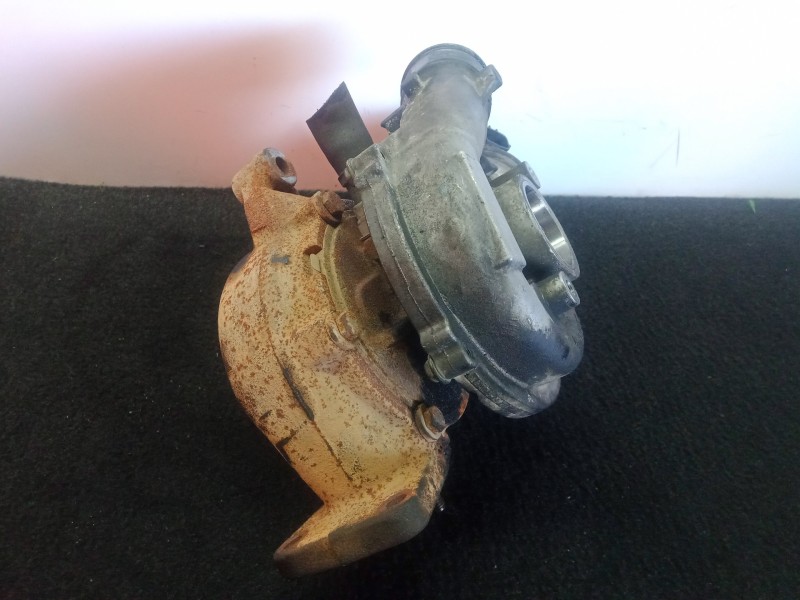 Recambio de turbocompresor para ford focus berlina (cap) 2.0 tdci cat referencia OEM IAM 9654931780-7539472  