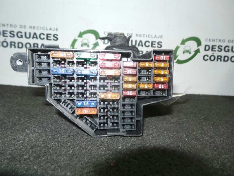 Recambio de caja reles / fusibles para volkswagen passat berlina (3c2) 2.0 tdi referencia OEM IAM 45100295-010101  