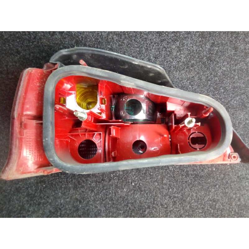 Recambio de piloto trasero derecho para peugeot 106 (s2) max referencia OEM IAM  2.SERIE 