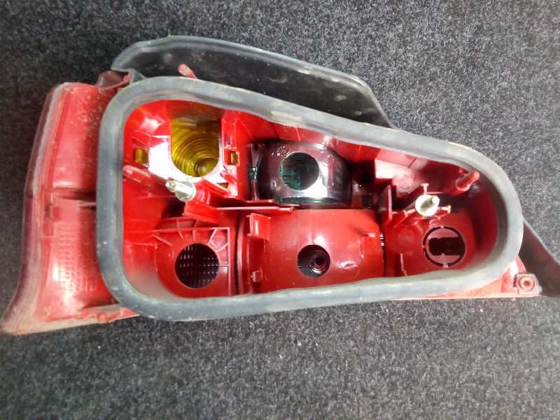 Recambio de piloto trasero derecho para peugeot 106 (s2) max referencia OEM IAM  2.SERIE 