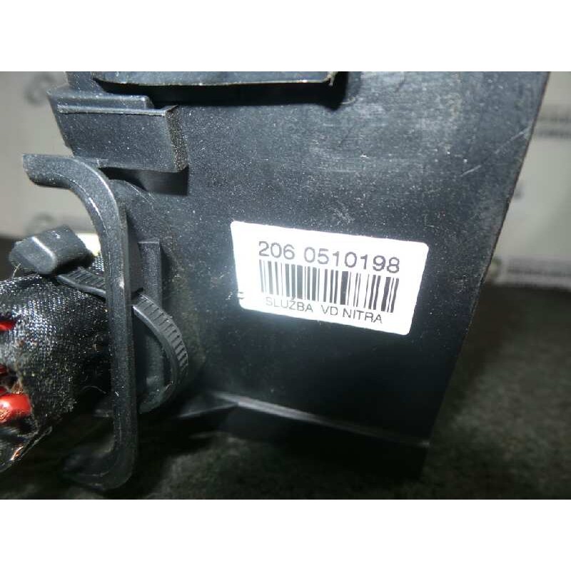 Recambio de caja reles / fusibles para volkswagen passat berlina (3c2) 2.0 tdi referencia OEM IAM 2060510198-3C1941824  